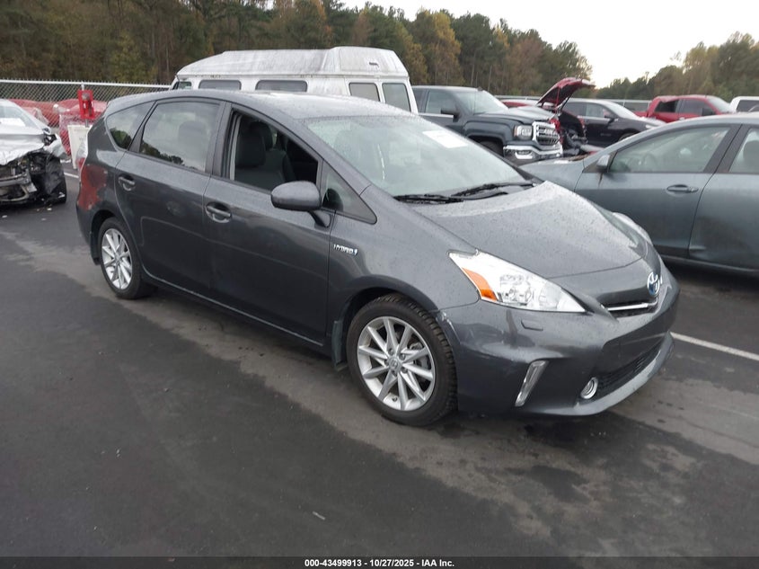 TOYOTA PRIUS V FIVE
