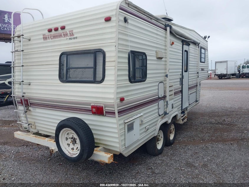 1C932JL04PA004530 1993   photo no. 4