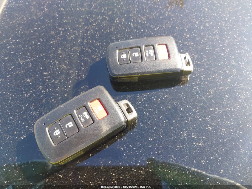 2013 TOYOTA CAMRY HYBRID XLE 4T1BD1FK8DU083389