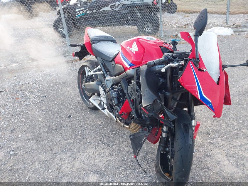 2024 HONDA CBR650 R - MLHRH1551R5000368