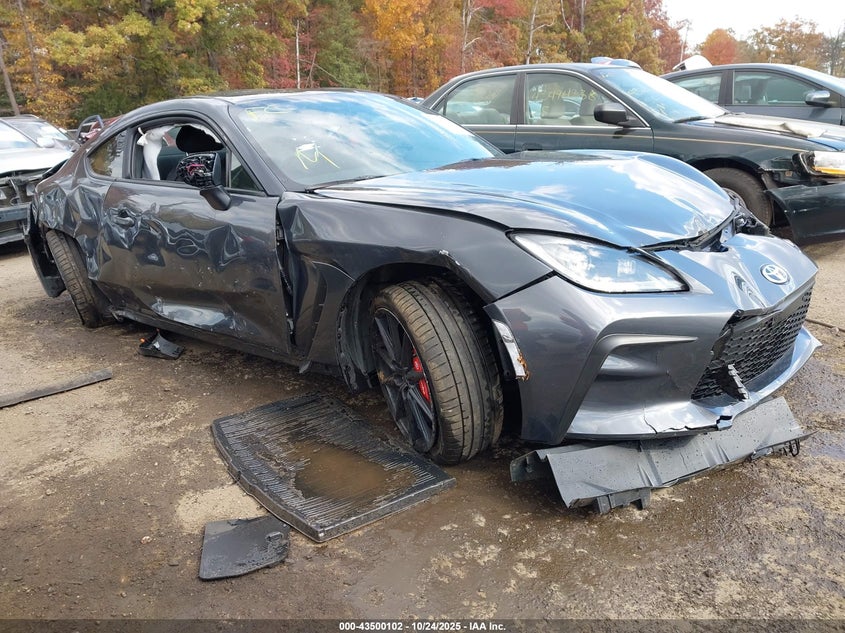 2025 TOYOTA GR86 - JF1ZNBB11S8755372