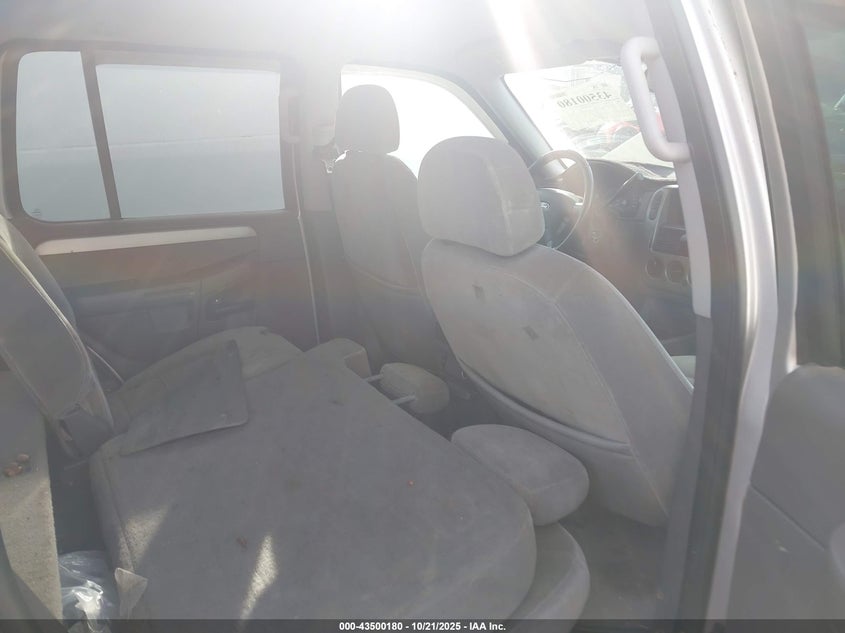 2004 Ford Explorer Xlt VIN: 1FMZU63K44UB62395 Lot: 43500180