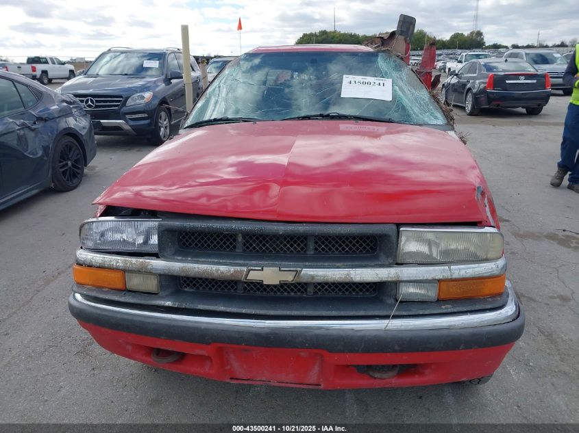 2002 Chevrolet S-10 Ls VIN: 1GCDT13W82K121381 Lot: 43500241