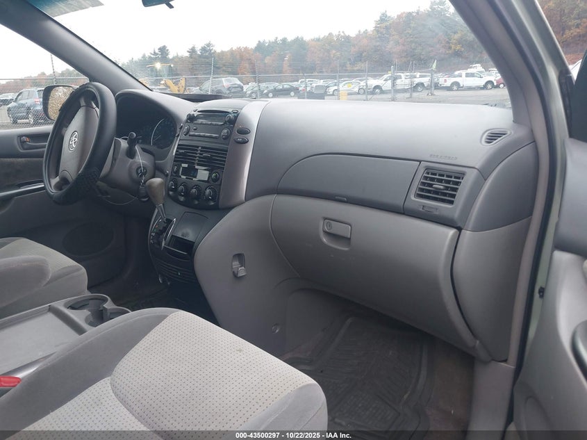 5TDZK23C39S268344 2009 TOYOTA SIENNA photo no. 5