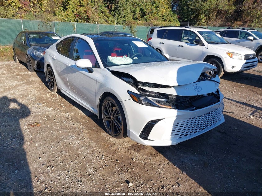TOYOTA CAMRY XSE