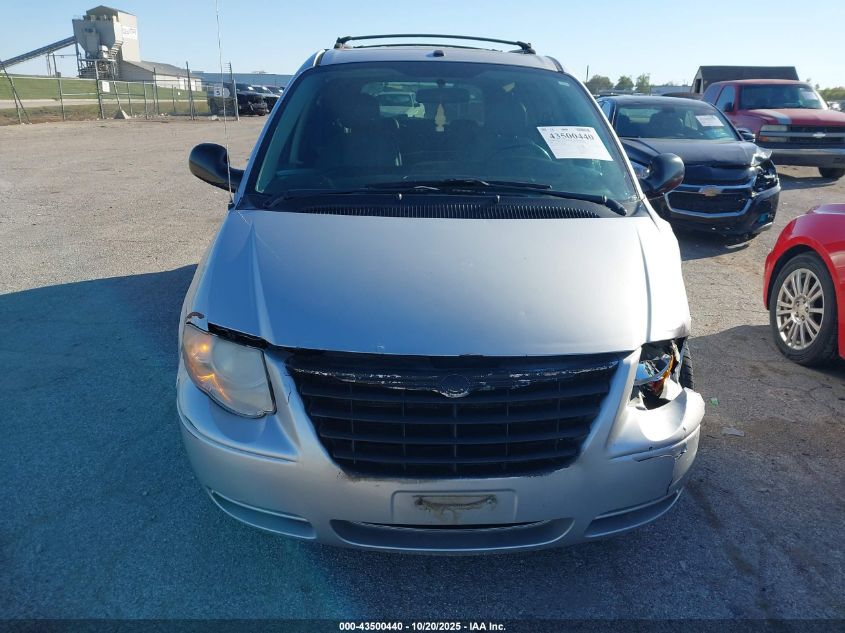 2006 Chrysler Town & Country Touring VIN: 2A8GP54L16R900411 Lot: 43500440