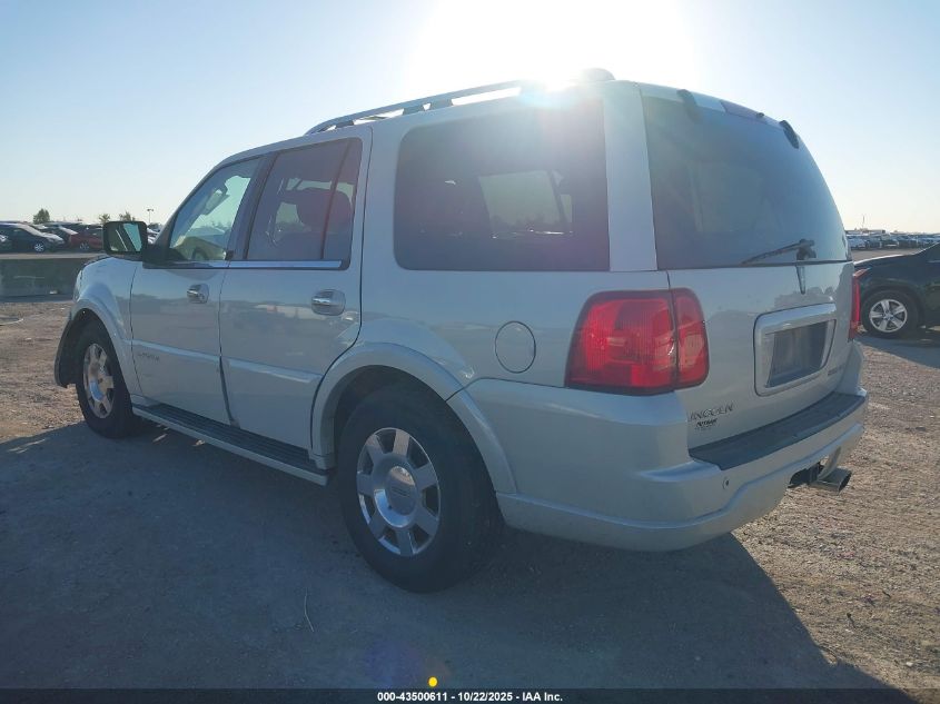 5LMFU28545LJ03611 2005 LINCOLN NAVIGATOR photo no. 3