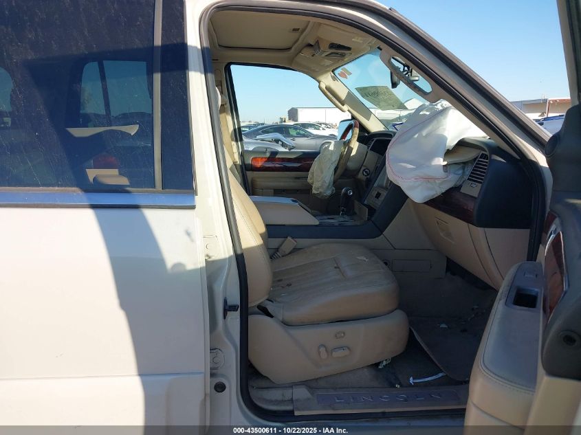 5LMFU28545LJ03611 2005 LINCOLN NAVIGATOR photo no. 5