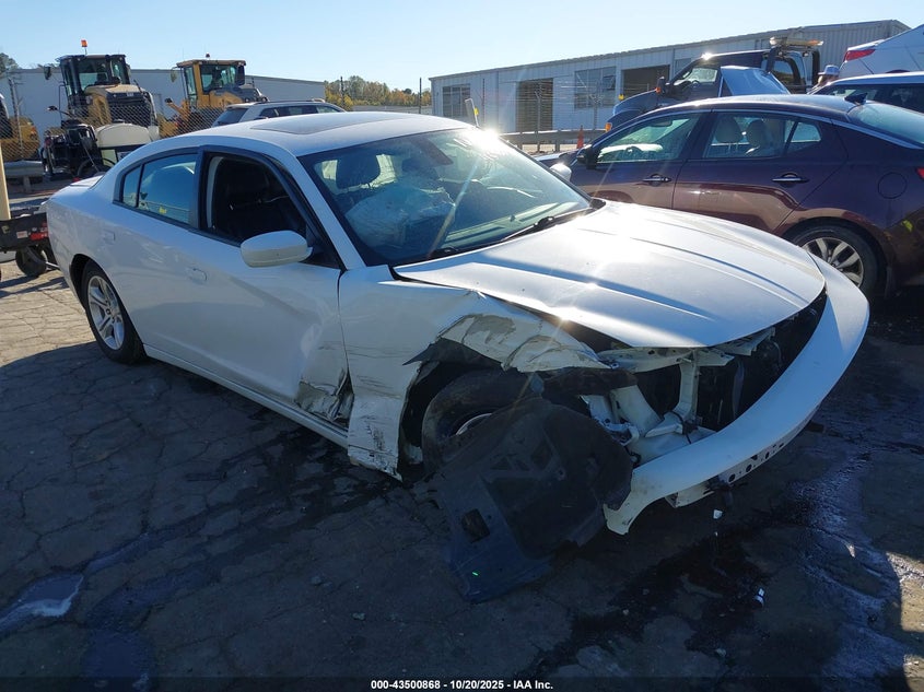 DODGE CHARGER SXT RWD