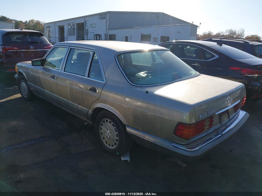 WDBCA35DXJA404490 1988 MERCEDES-BENZ  photo no. 3