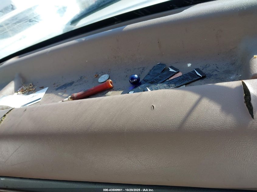 1993 Ford F250 VIN: 1FTHX25M2PKB19611 Lot: 43500981