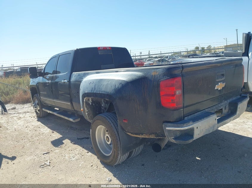 1GC4K0EY1HF119792 2017 CHEVROLET SILVERADO photo no. 4