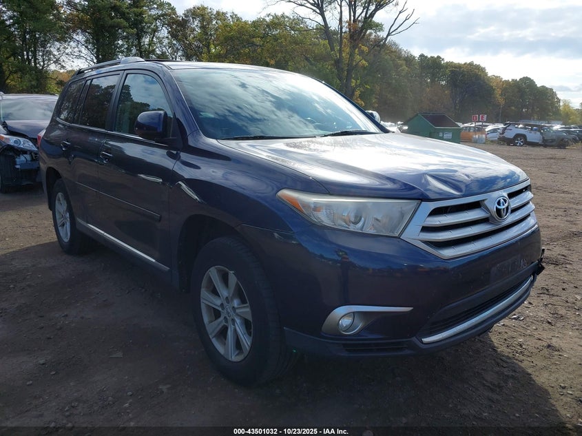 TOYOTA HIGHLANDER SE V6