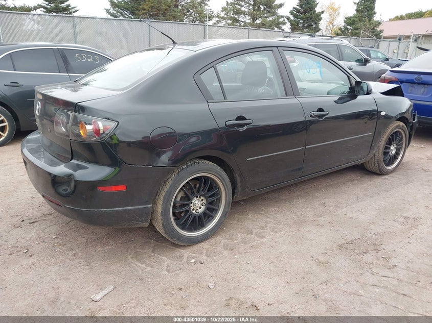 JM1BK12F881166055 2008 MAZDA 3 photo no. 4