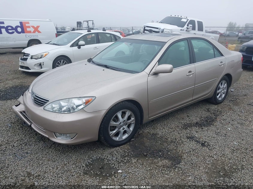 4T1BF30K15U089678 2005 TOYOTA CAMRY photo no. 2