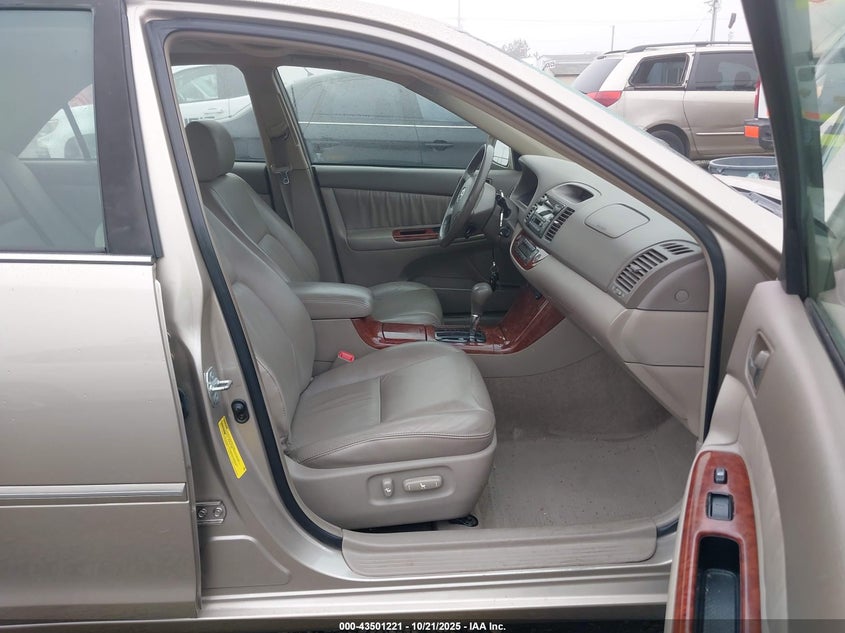 4T1BF30K15U089678 2005 TOYOTA CAMRY photo no. 5