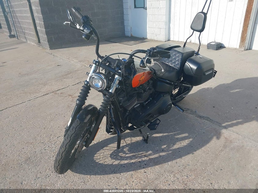 2021 HARLEY-DAVIDSON FXBBS - 1HD1YYK1XMB015180