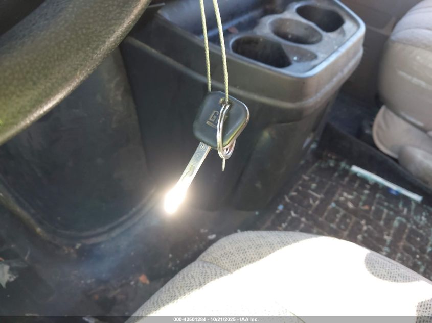 2017 Chevrolet Express 2500 Work Van VIN: 1GCWGBFF6H1348131 Lot: 43501284