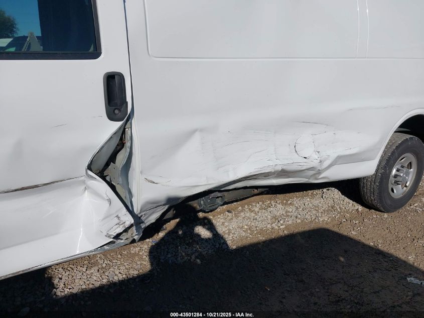 2017 Chevrolet Express 2500 Work Van VIN: 1GCWGBFF6H1348131 Lot: 43501284