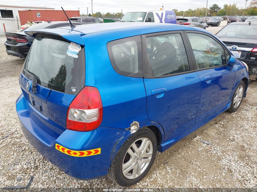 JHMGD38638S071012 2008 HONDA FIT photo no. 4