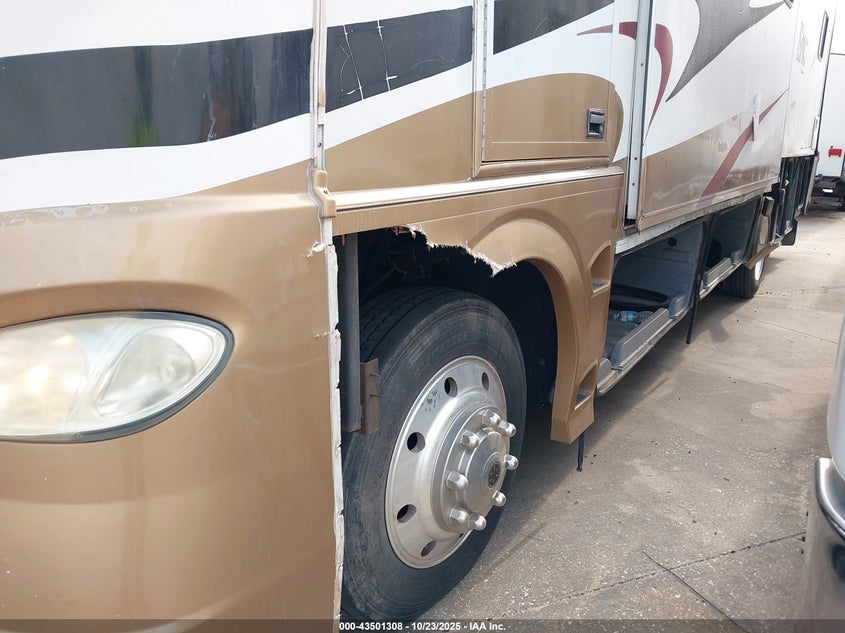 2004 Ford F550 Super Duty Stripped Chass VIN: 1F6NF53S240A13730 Lot: 43501308