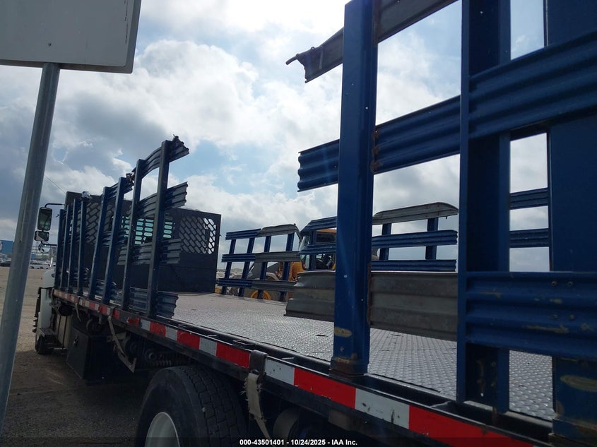 5PVNV8JV1J4S57677 2018   photo no. 13