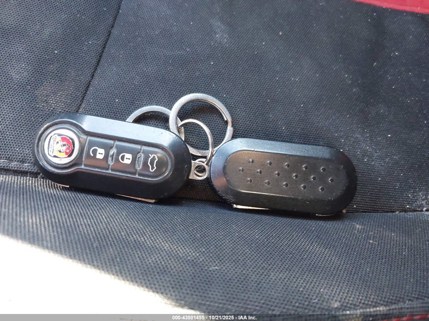 2015 FIAT 500 ABARTH 3C3CFFFH9FT580926