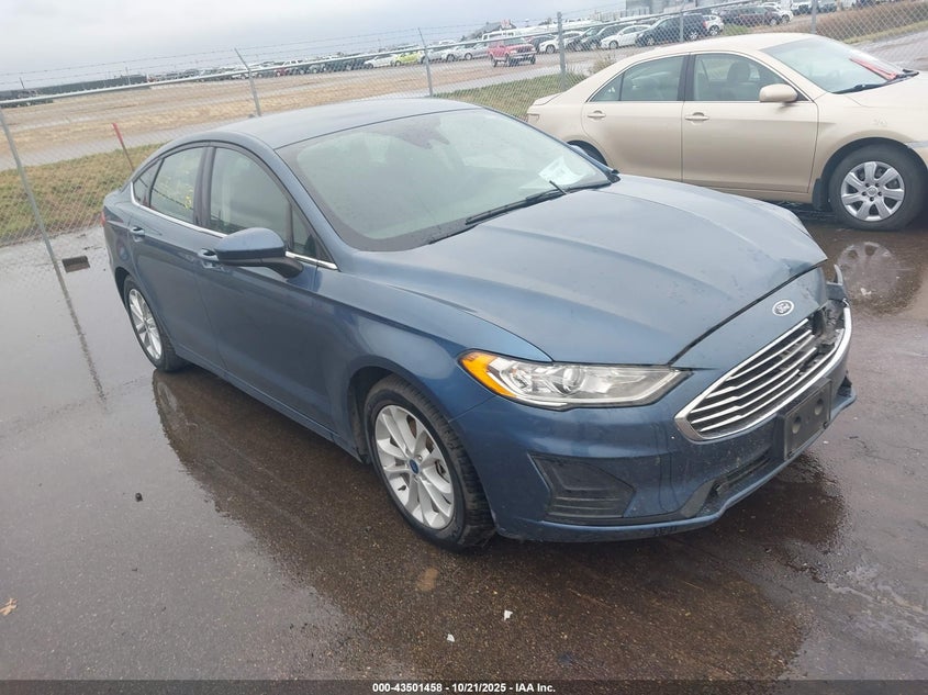 2019 FORD FUSION SE - 3FA6P0HD4KR173672
