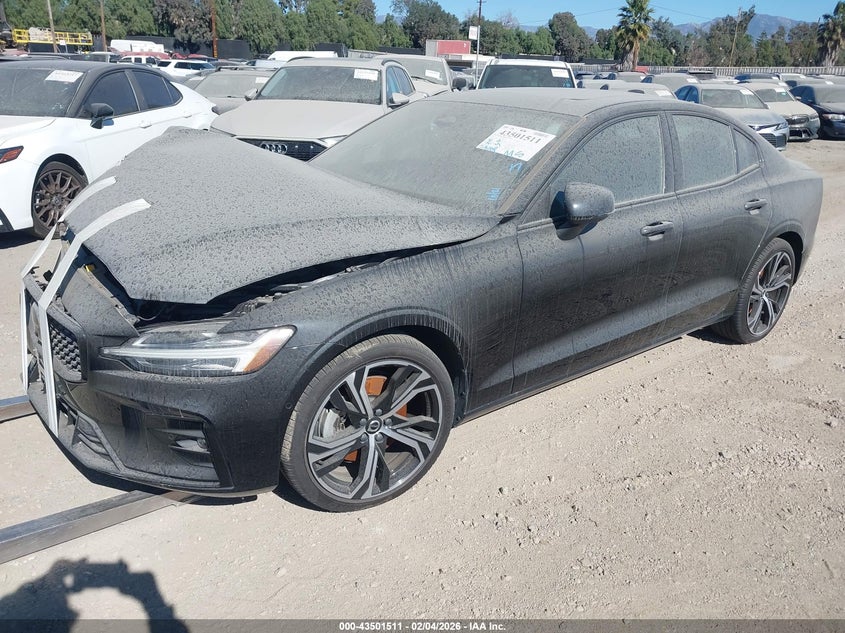 Vin: 7jrl12fc1sg368867, lot: 43996471, volvo s60 b5 plus 20252