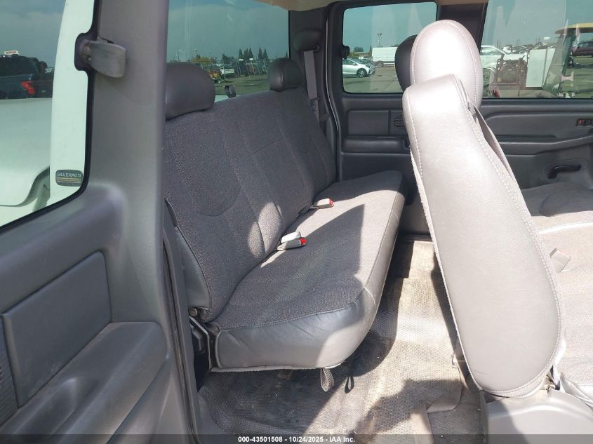 2004 Chevrolet Silverado 1500 Work Truck VIN: 1GCEK19V84E302228 Lot: 43501508