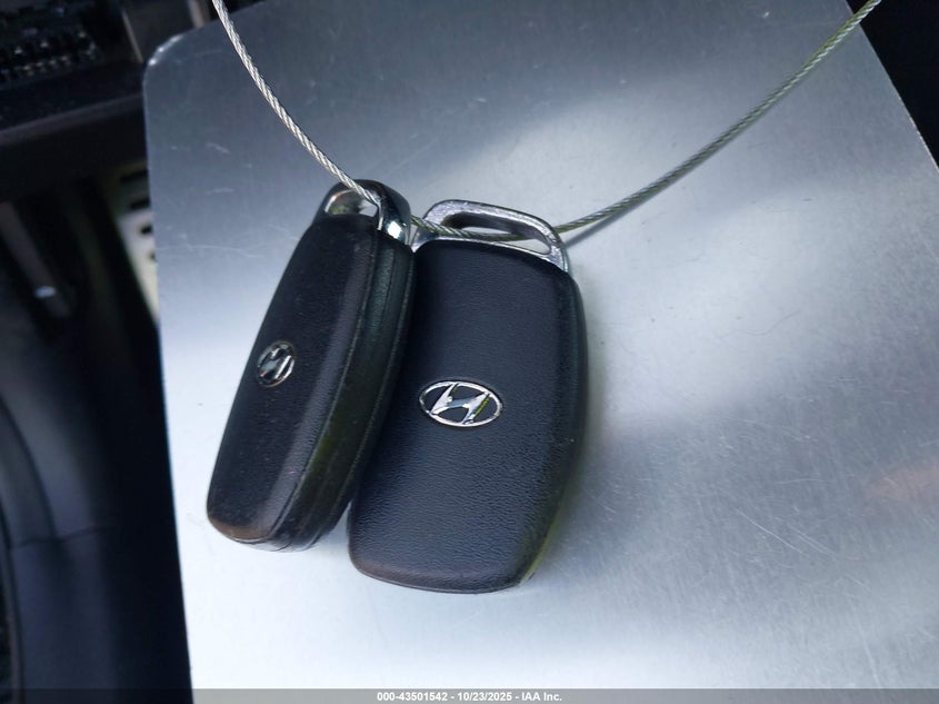 KMHD35LH8GU317160 2016 HYUNDAI ELANTRA photo no. 11