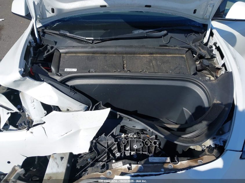 2022 Tesla Model Y Performance Dual Motor All-Wheel Drive VIN: 7SAYGDEF9NF382723 Lot: 43501574