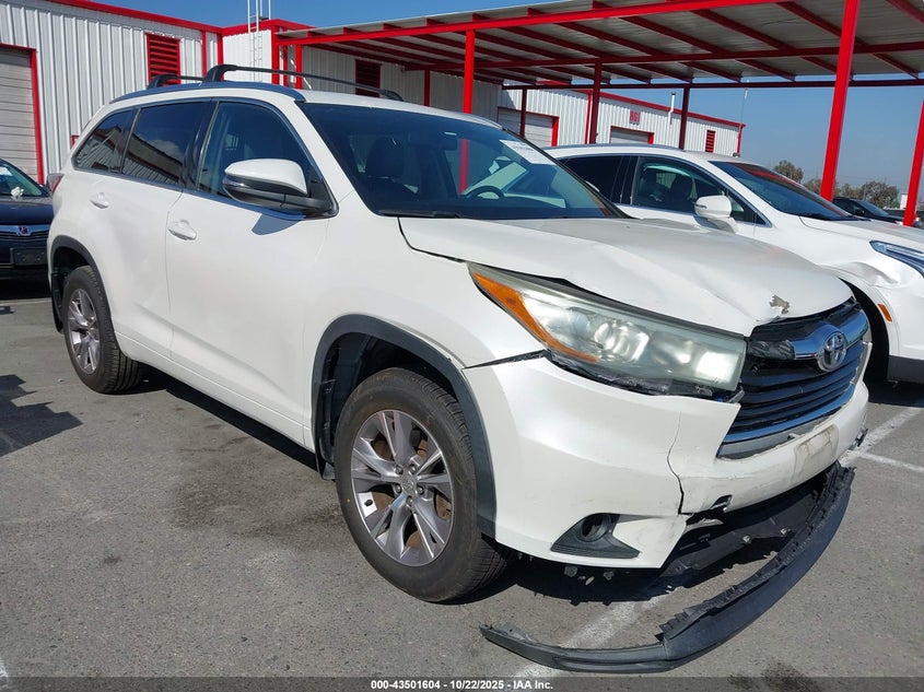 TOYOTA HIGHLANDER XLE V6