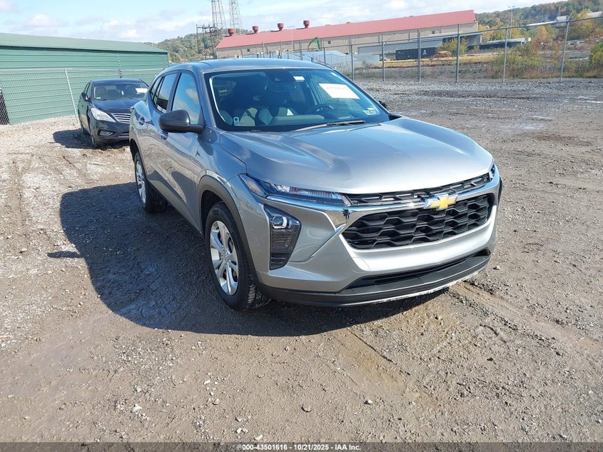 CHEVROLET TRAX FWD SP