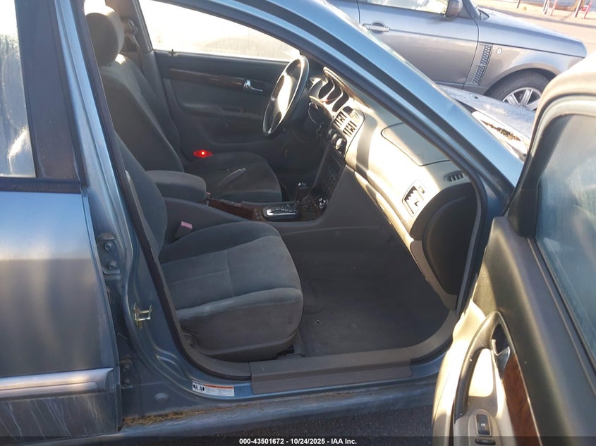 KL5VJ56L05B167980 2005 SUZUKI VERONA photo no. 5