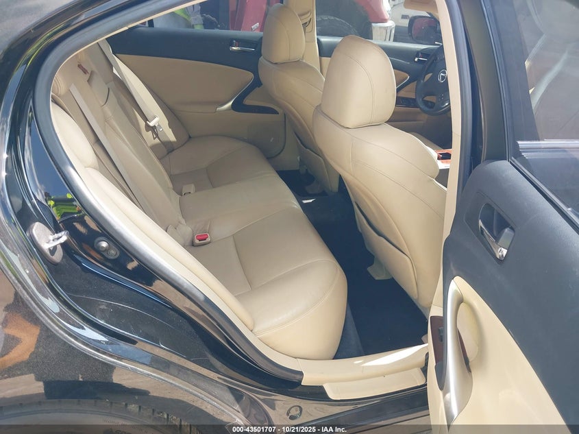 2007 Lexus Is 350 VIN: JTHBE262372007505 Lot: 43501707