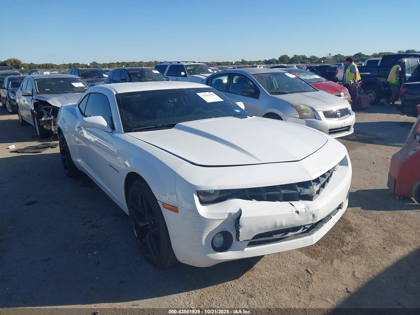 CHEVROLET CAMARO 1LT