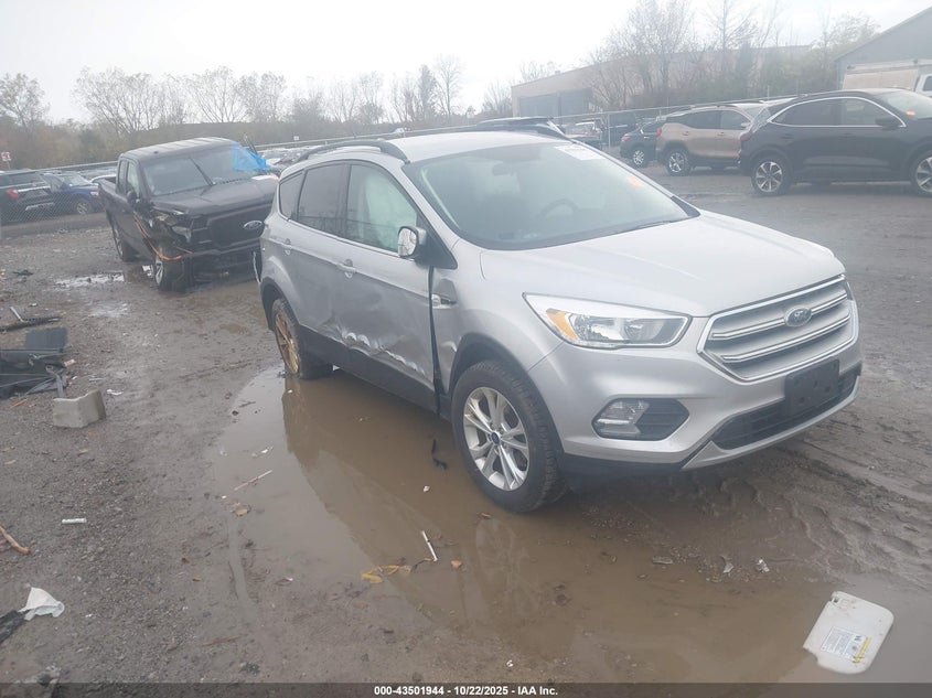 FORD ESCAPE SE