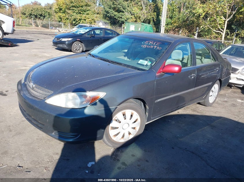 4T1BE32K82U519444 2002 TOYOTA CAMRY photo no. 2