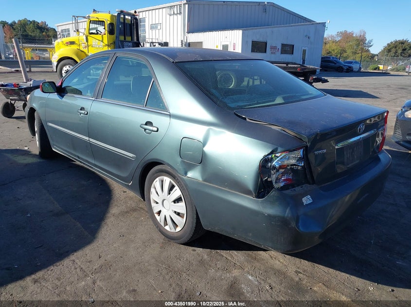 4T1BE32K82U519444 2002 TOYOTA CAMRY photo no. 3