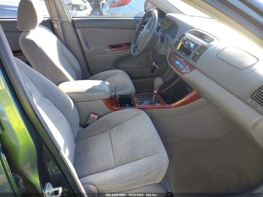 4T1BE32K82U519444 2002 TOYOTA CAMRY photo no. 5