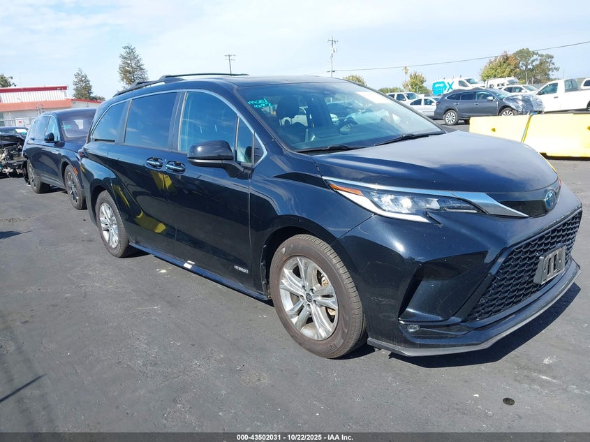 5TDDSKFC4MS017167 2021 Toyota Sienna Xse auction photo 1