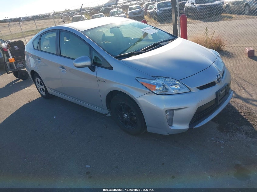 TOYOTA PRIUS THREE