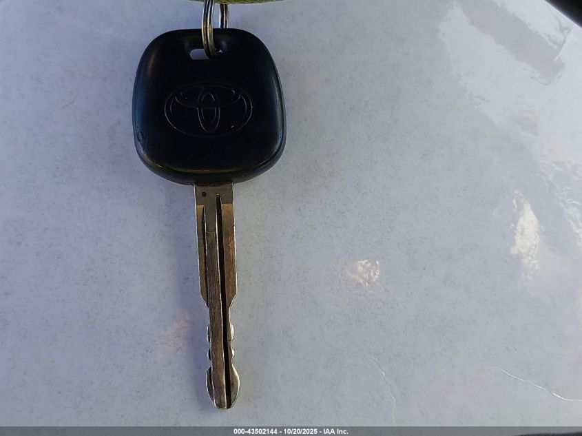 2005 Toyota Corolla Le VIN: 1NXBR32E05Z412181 Lot: 43502144