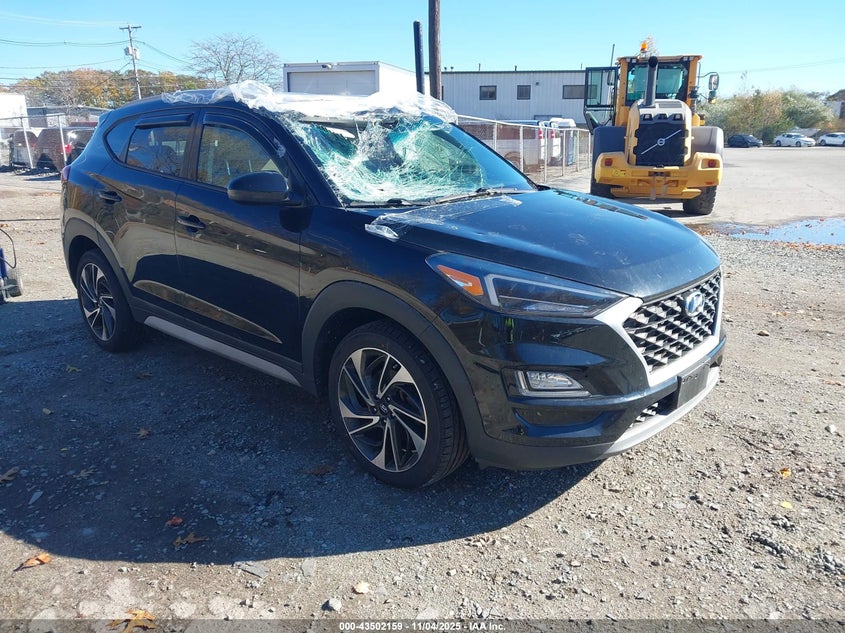 HYUNDAI TUCSON SPORT