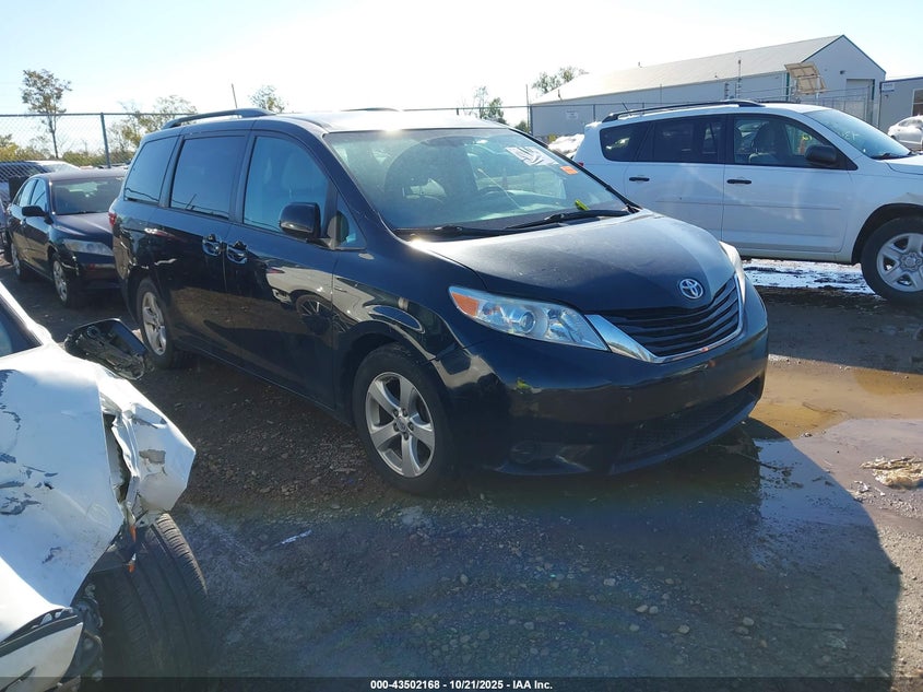 2016 TOYOTA SIENNA LE 8 PASSENGER - 5TDKK3DC7GS733212