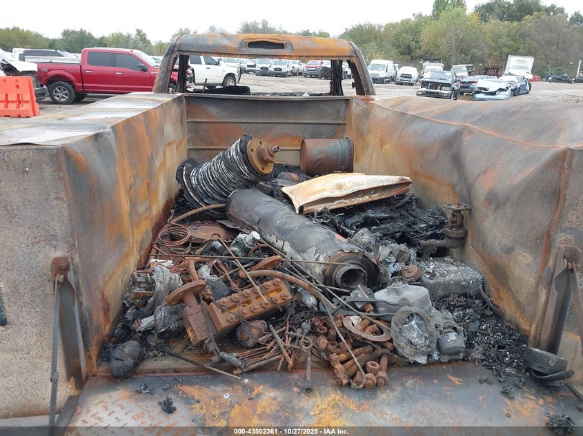 1GC3YLE78MF218641 2021 CHEVROLET SILVERADO photo no. 12