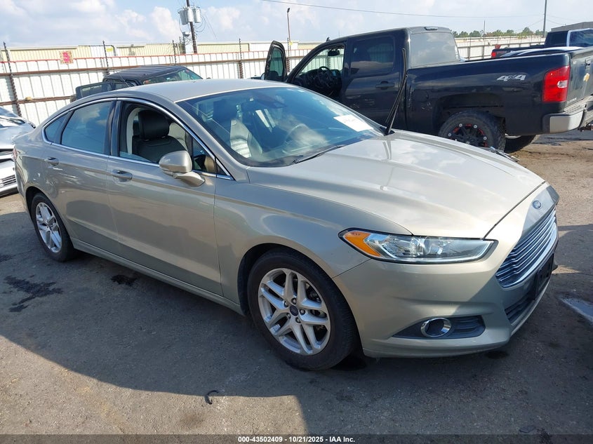 FORD FUSION SE