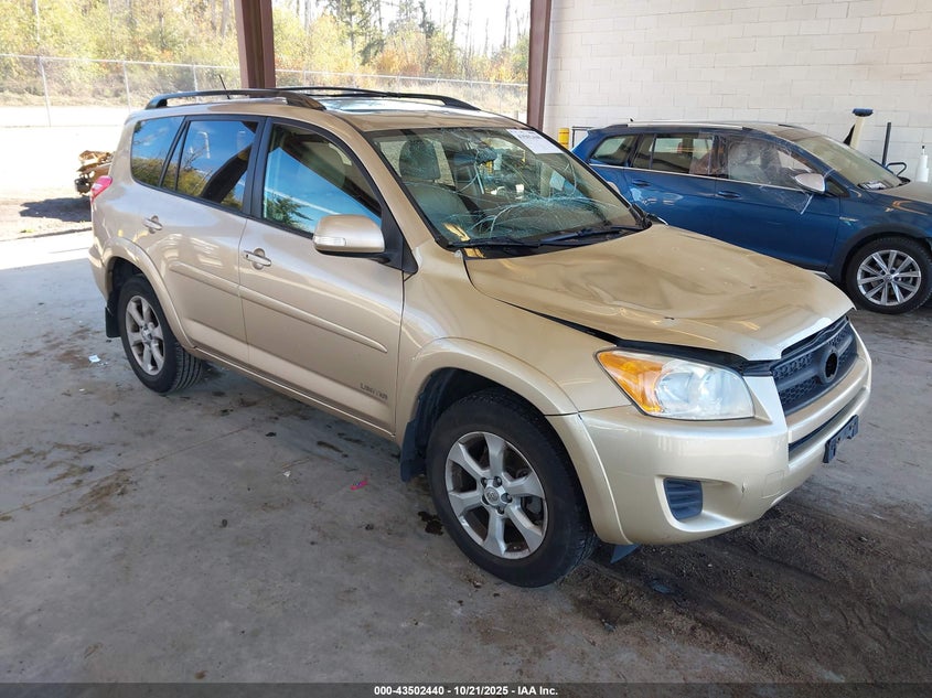 TOYOTA RAV4 LIMITED V6