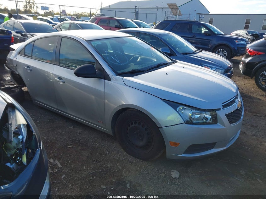 CHEVROLET CRUZE LS AUTO